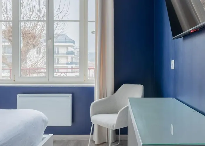 Le Solignac Neuf Et Equipe